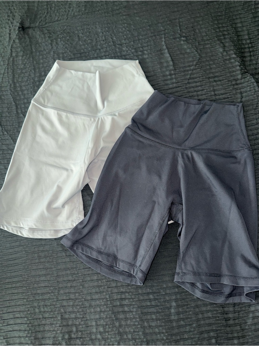 NVGTN High-Rise Bike Shorts Duo - White & Dark Gray